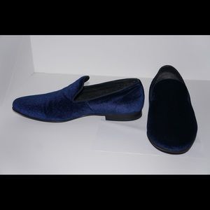 Steve Madden (Blue Velvet) Shoes/Loafers